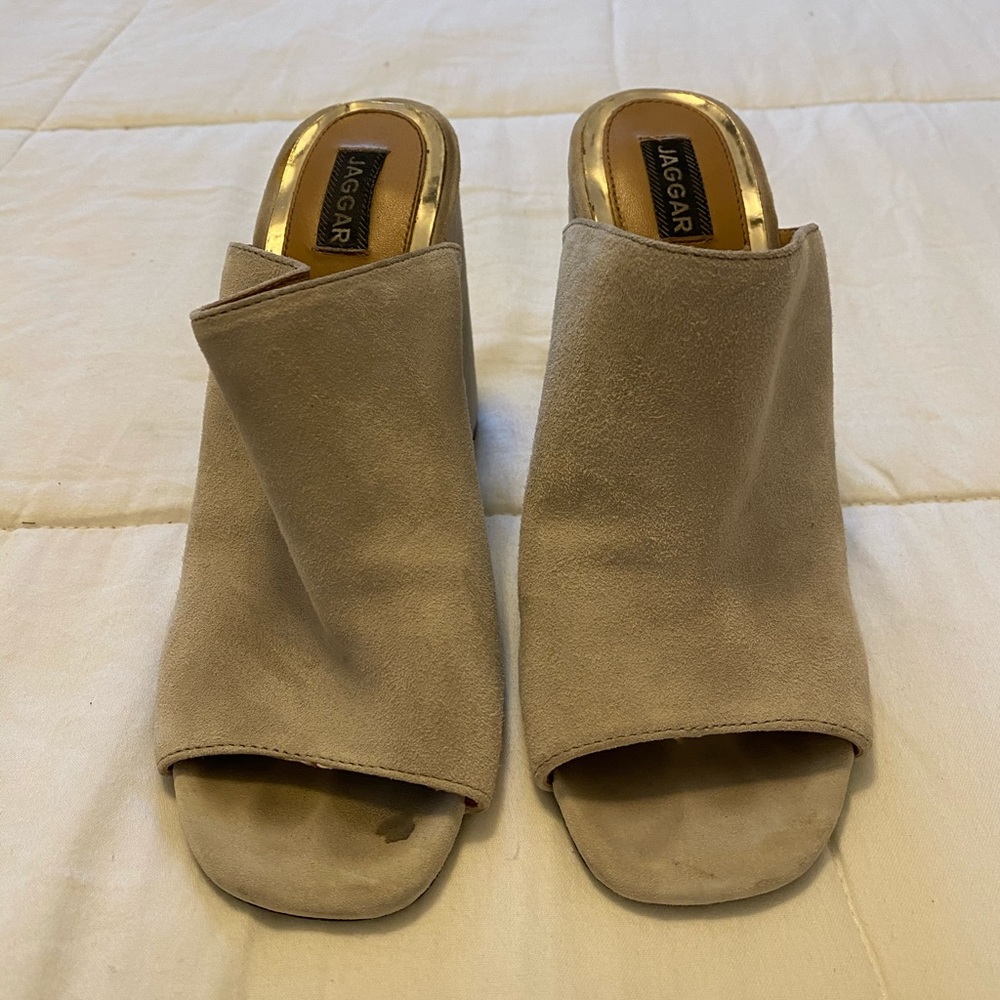 Jaggar Grey Mule